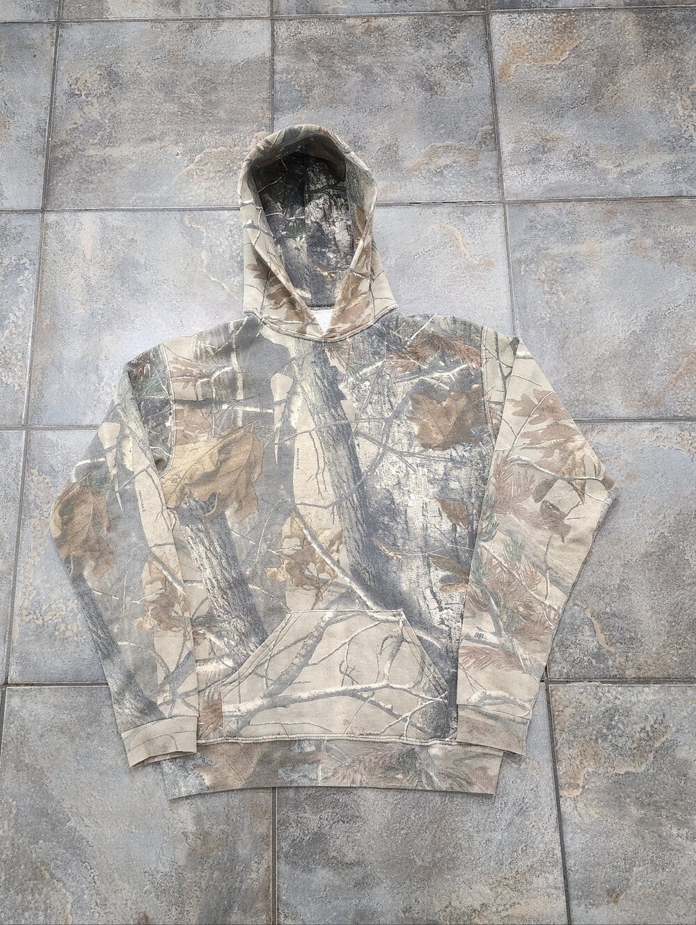 Vintage Y2K Realtree AP Men's XS/Small Camo Skater Streetwear Hoodie Sweatshirt